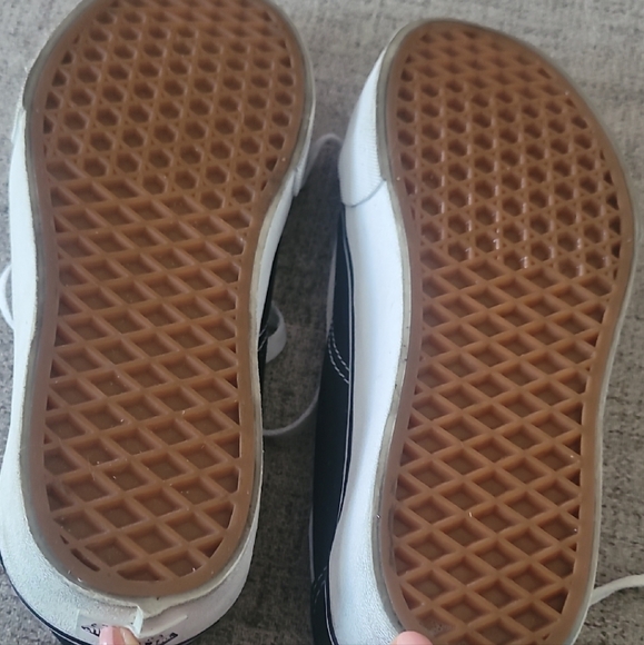 Vans Black and White Platform Sneakers size 8.0 W or 6.5 M - Picture 8 of 8